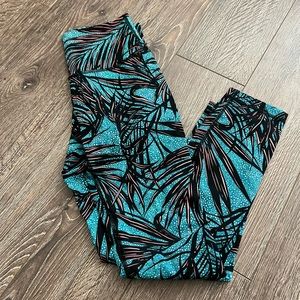 NWOT LULULEMON LEGGINGS